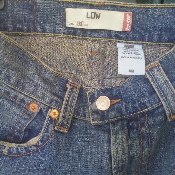 Levi's 542 Medium Wash Bootcut Low-Rise Jeans Size: 8M Regular Length - Picture 7 of 8